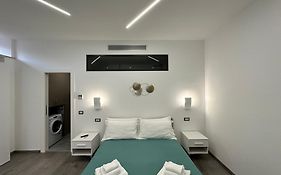 San Saba Street Apartment 52